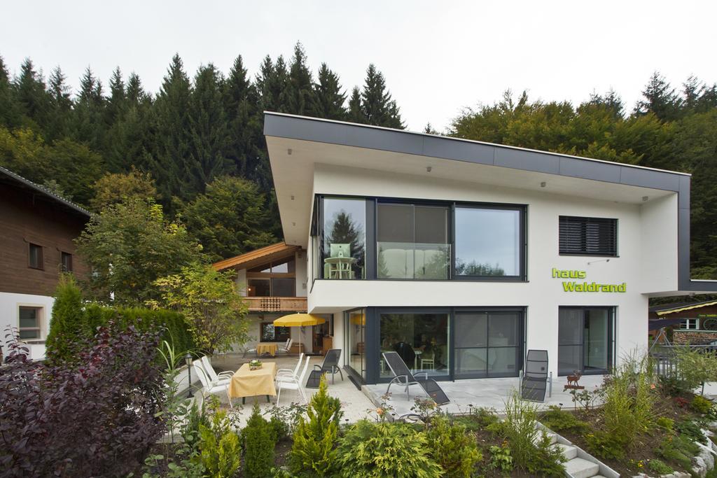 Haus Waldrand Daire Oberndorf in Tirol Dış mekan fotoğraf